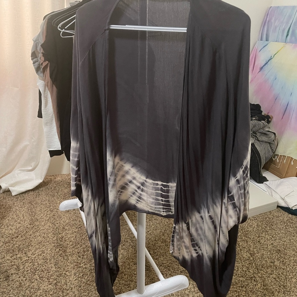 Black and White Tie-Dye Open Kimono